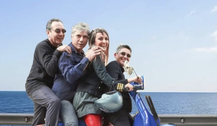 Θρήνος για το συγκρότημα “Μπλε”: Πέθανε ο μπασίστας Χρήστος Κλάρος